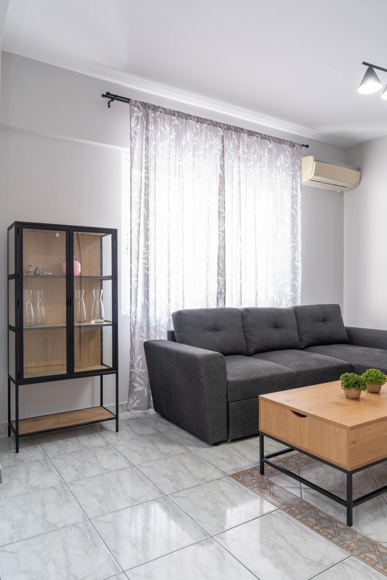 Ninas Central Apartment Kavála Eksteriør bilde